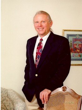 larry1-p-m.jpg (23192 bytes)